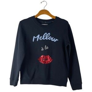 MELLOW YELLOW PARIS NAVY BLUE SEQUIN LIPS GRAPHIC SWEATSHIRT SMALL